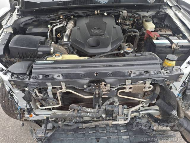 2017 NISSAN FRONTIER CD 