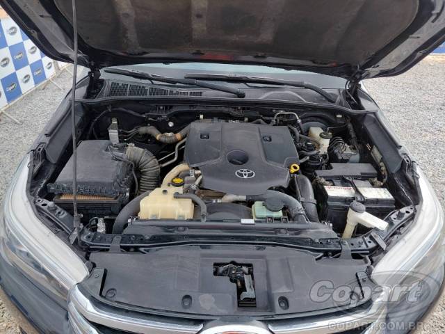 2016 TOYOTA HILUX CD 