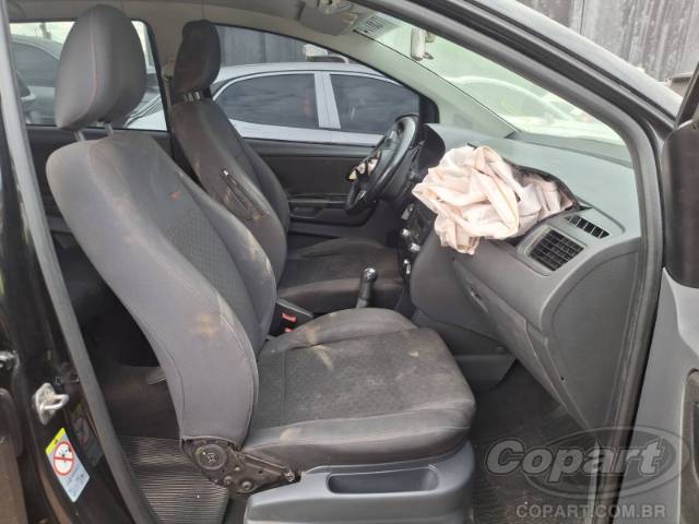 2013 VOLKSWAGEN FOX 