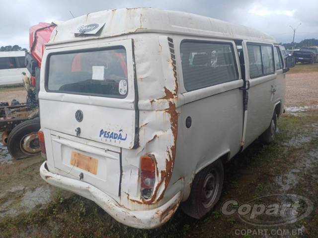 2010 VOLKSWAGEN KOMBI 