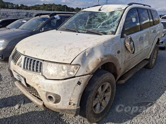 2012 MITSUBISHI PAJERO DAKAR 