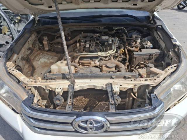 2017 TOYOTA HILUX CD 