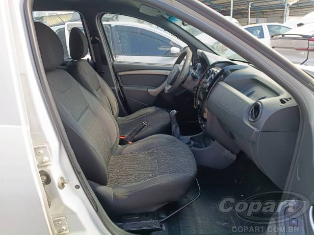 2019 RENAULT DUSTER OROCH 