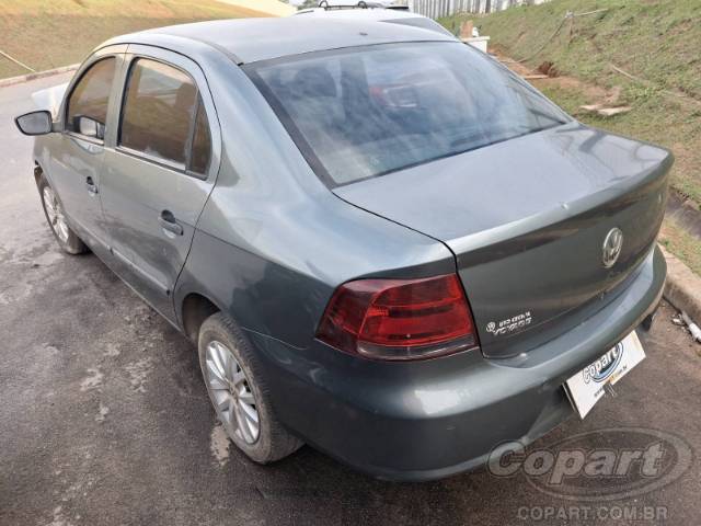 2010 VOLKSWAGEN VOYAGE 