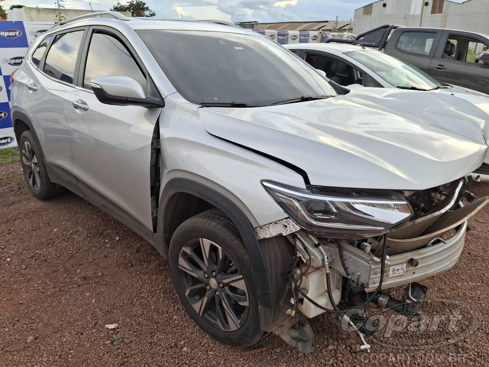 Veículo GM - Chevrolet Tracker Chevrolet Tracker Premier AT 1.2 12V Ecotec Turbo 2023 Médio Dano 2023 em leilão