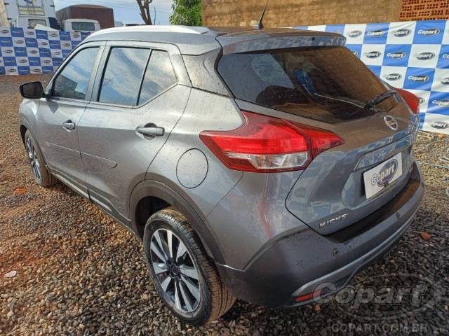 2019 NISSAN KICKS 