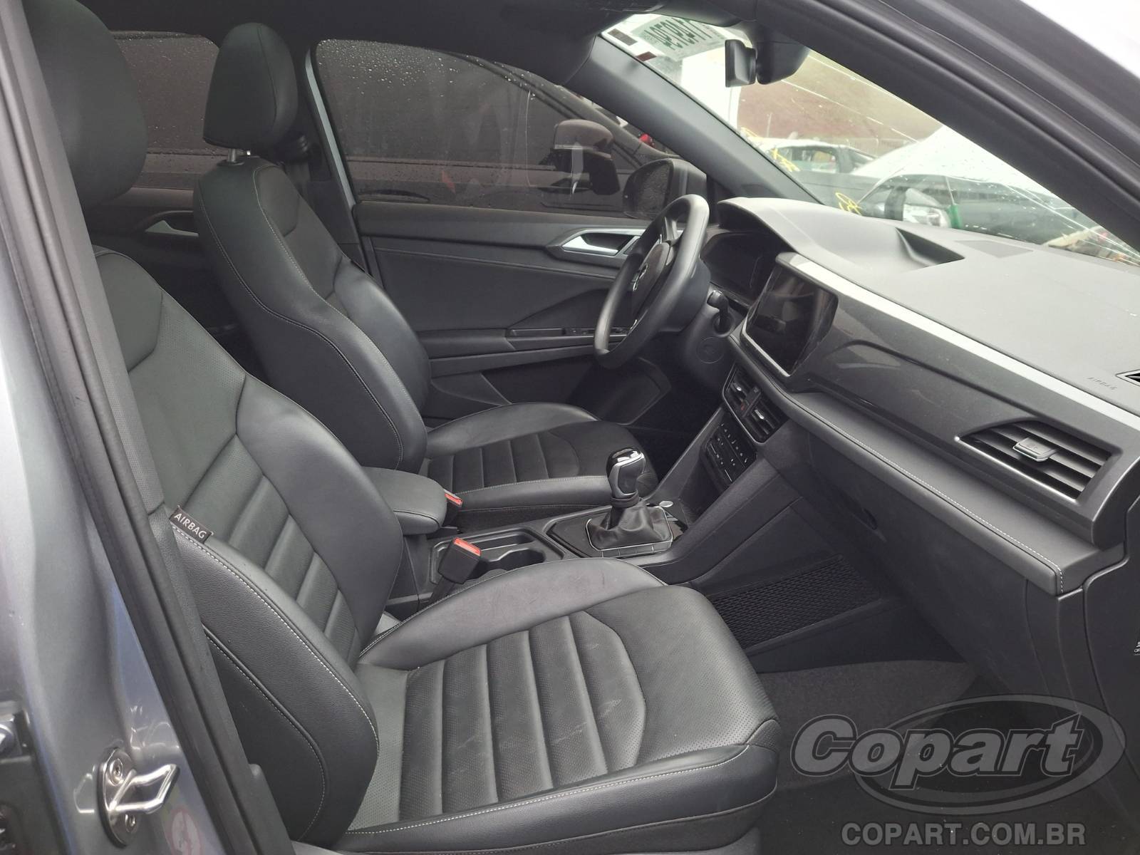 2024 VOLKSWAGEN TAOS — foto 5 de 14