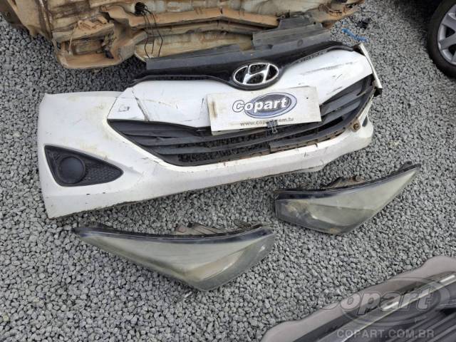 2015 HYUNDAI HB20S 