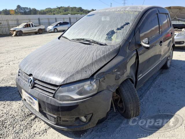 2011 VOLKSWAGEN FOX 