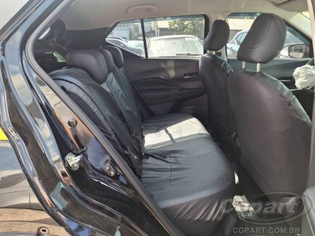 2025 NISSAN Kicks Play 