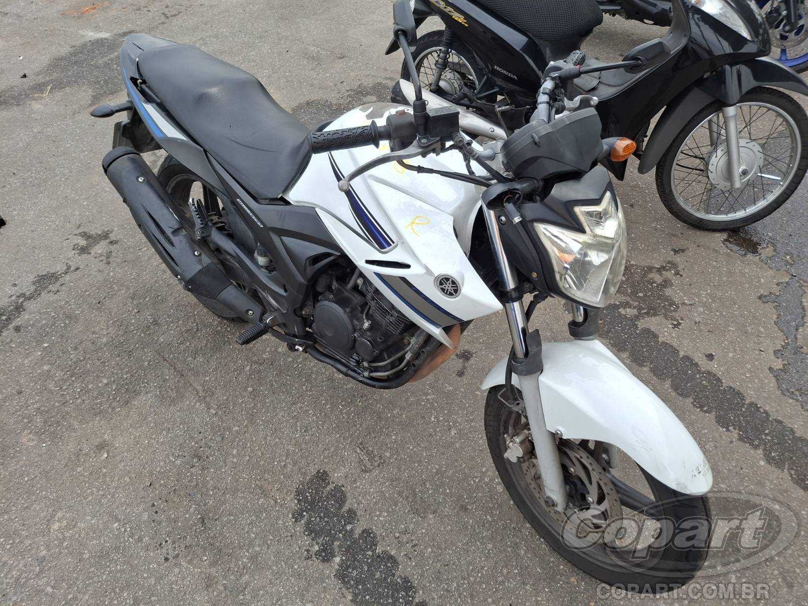 Veículo YAMAHA Fazer Yamaha Fazer 250 BlueFlex 2014 2014 em leilão