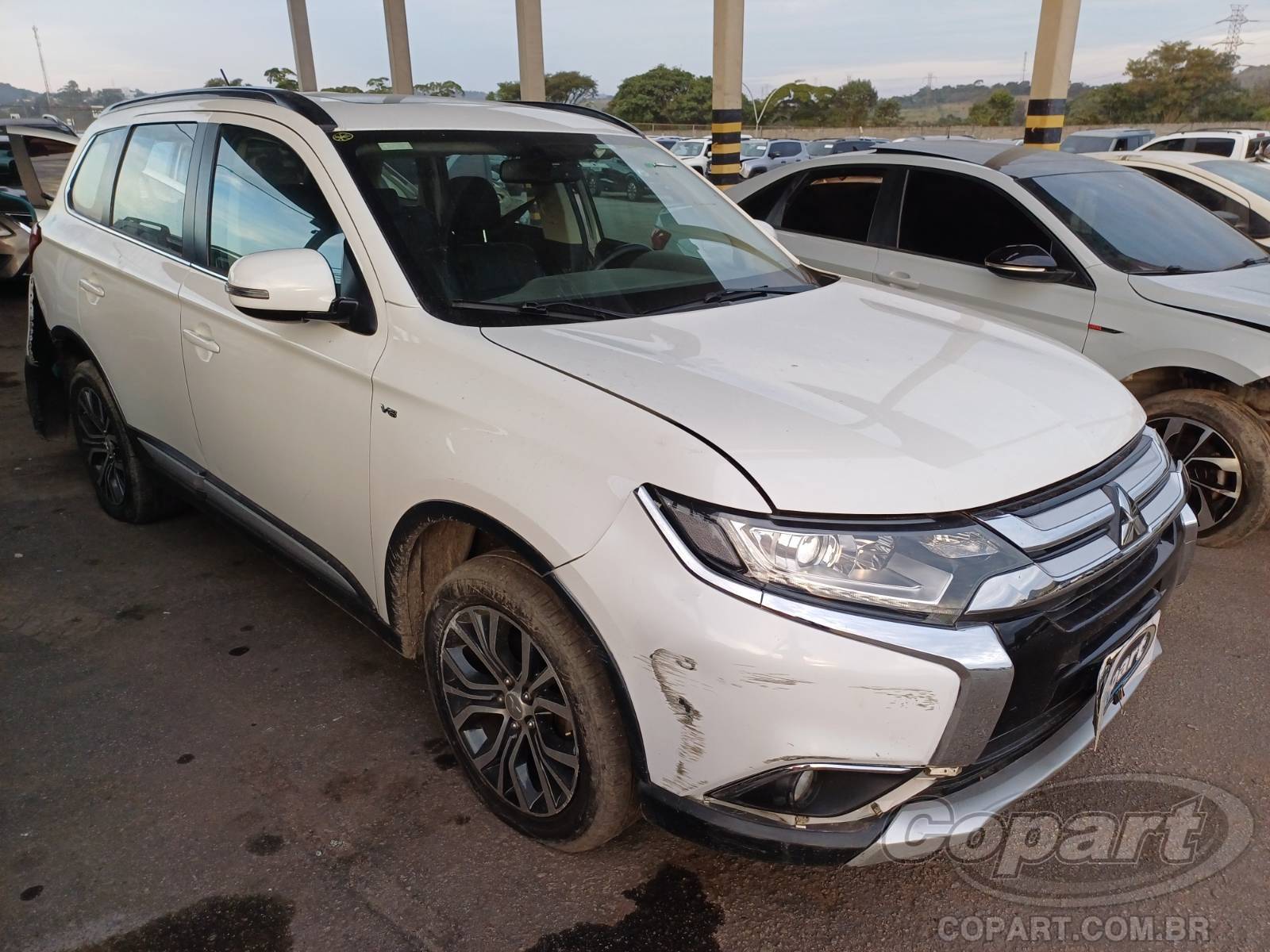 Mitsubishi Outlander 3.0 V6 MIVEC 2016