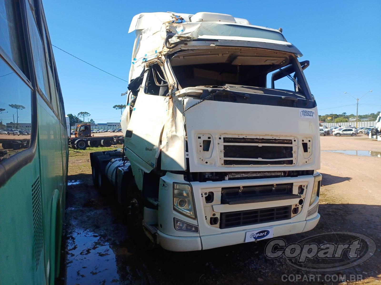 2012 VOLVO FH Caminhão