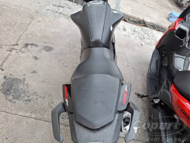 2024 HONDA CB 300F 
