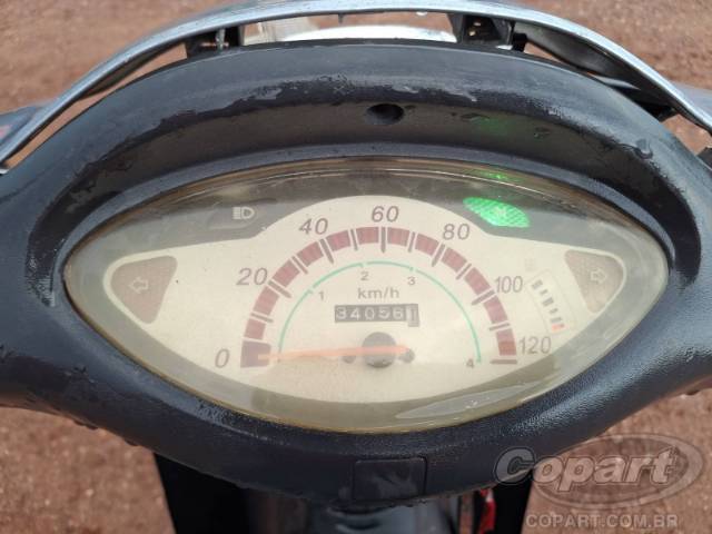 2003 HONDA C 100 