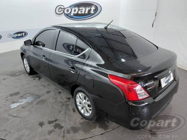 2016 NISSAN VERSA 