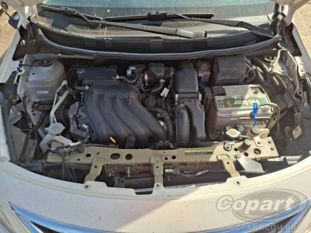 2017 NISSAN VERSA 