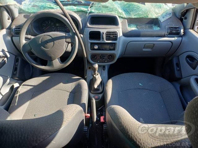 2011 RENAULT CLIO 