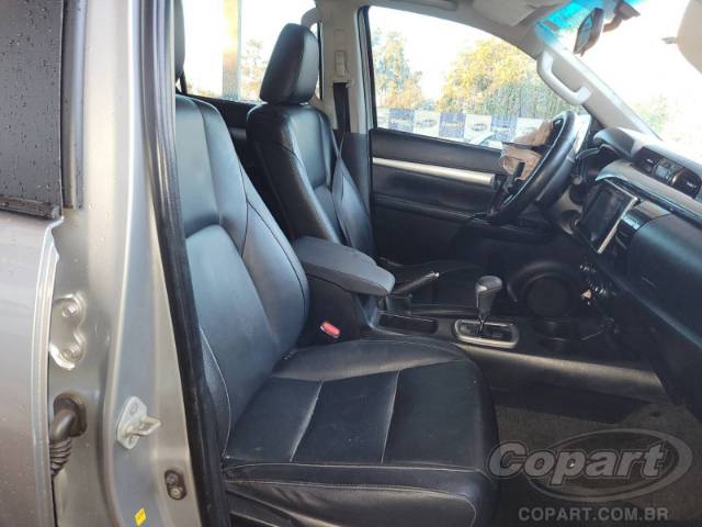 2017 TOYOTA HILUX CD 