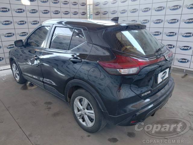 2022 NISSAN KICKS 