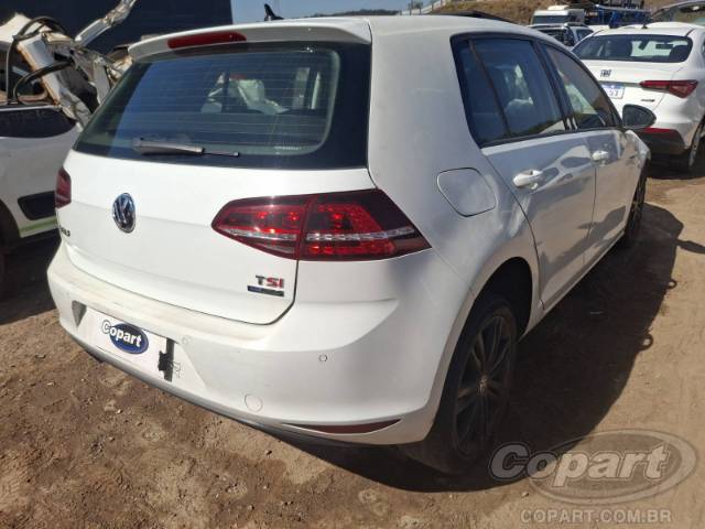 2014 VOLKSWAGEN GOLF 