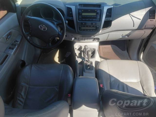 2011 TOYOTA HILUX CD 