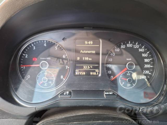 2013 VOLKSWAGEN FOX 