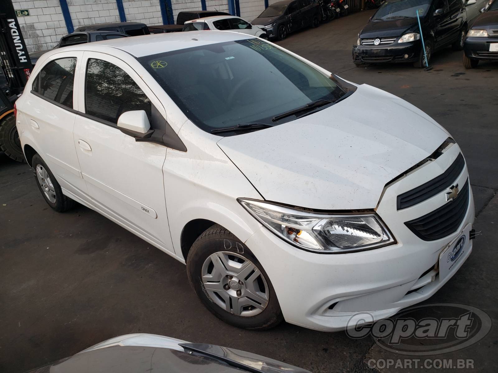 Veículo GM - Chevrolet Onix 2016 CHEVROLET ONIX LS 1.0 SPE 2016 em leilão
