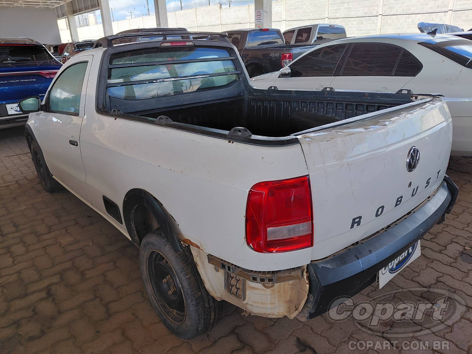 2018 VOLKSWAGEN SAVEIRO — foto 3 de 10
