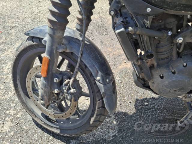 2026 ROYAL ENFIELD Guerrilla 