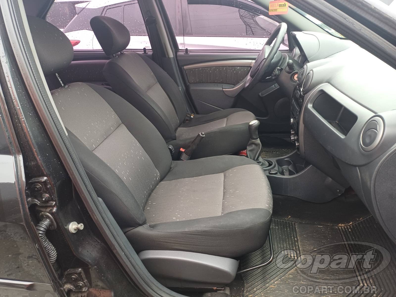 Foto 5: 2013 RENAULT LOGAN