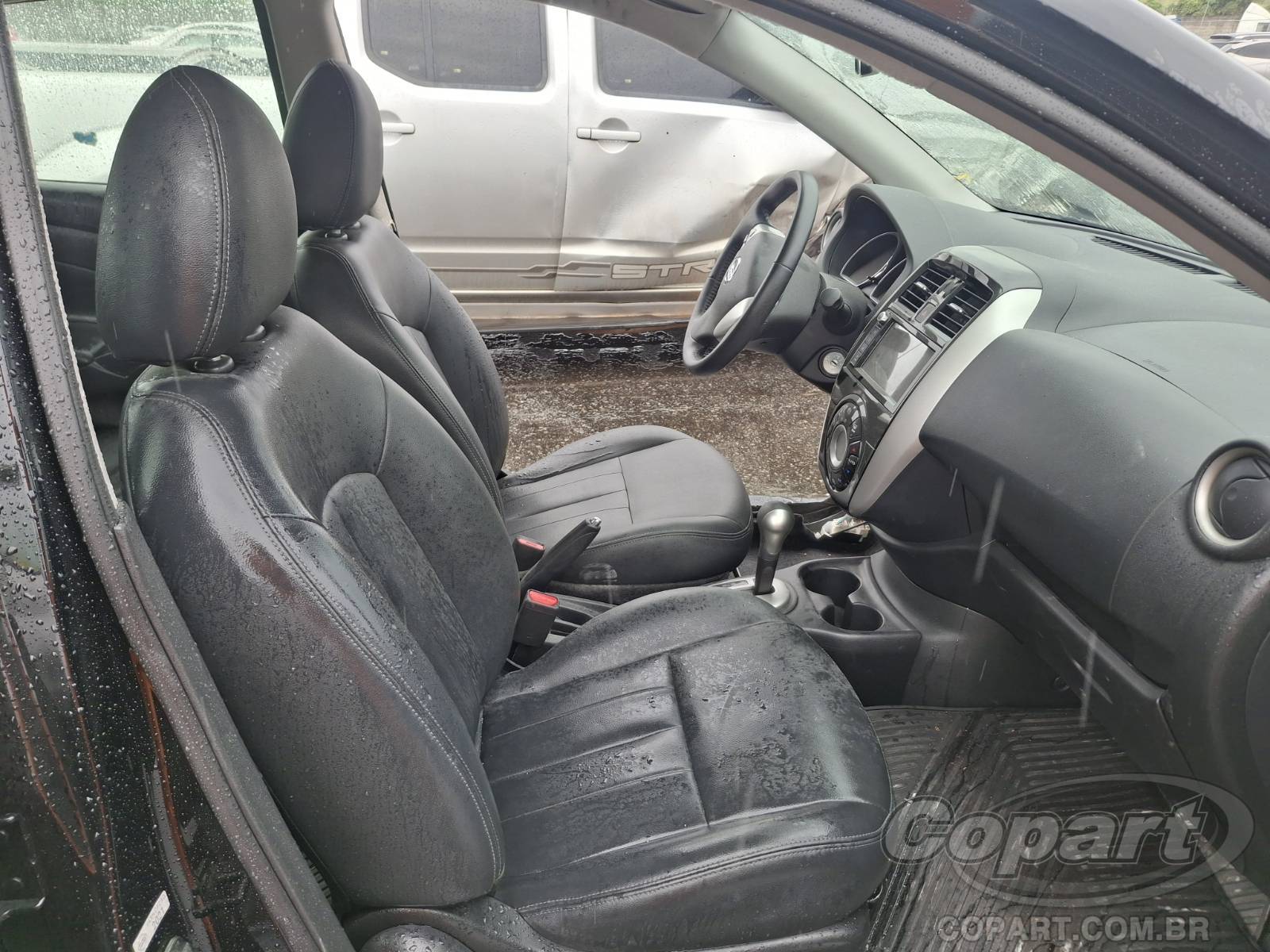 2021 NISSAN VERSA V-DRIVE — foto 5 de 10