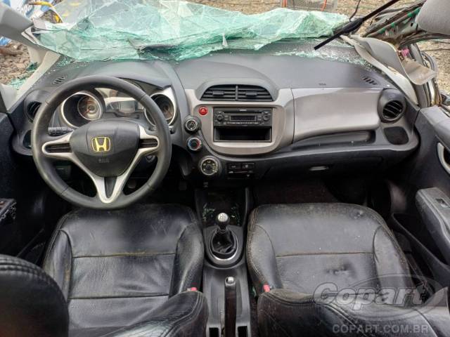 2010 HONDA FIT 