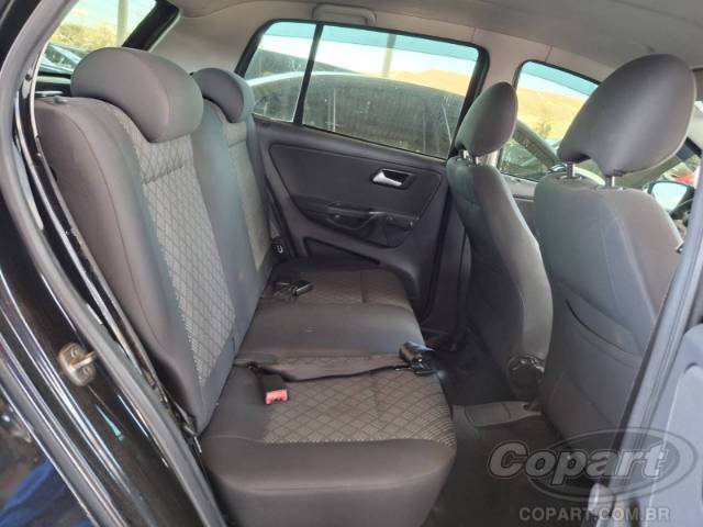 2015 VOLKSWAGEN FOX 