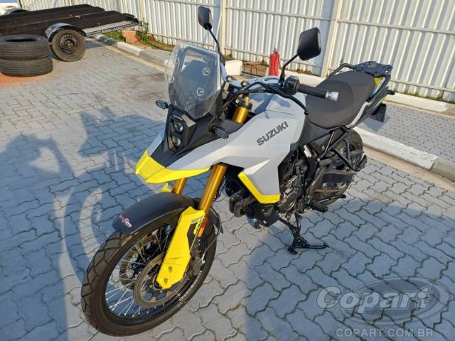 2025 SUZUKI V-STROM 