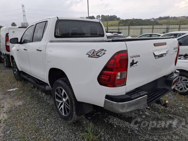 2017 TOYOTA HILUX CD 