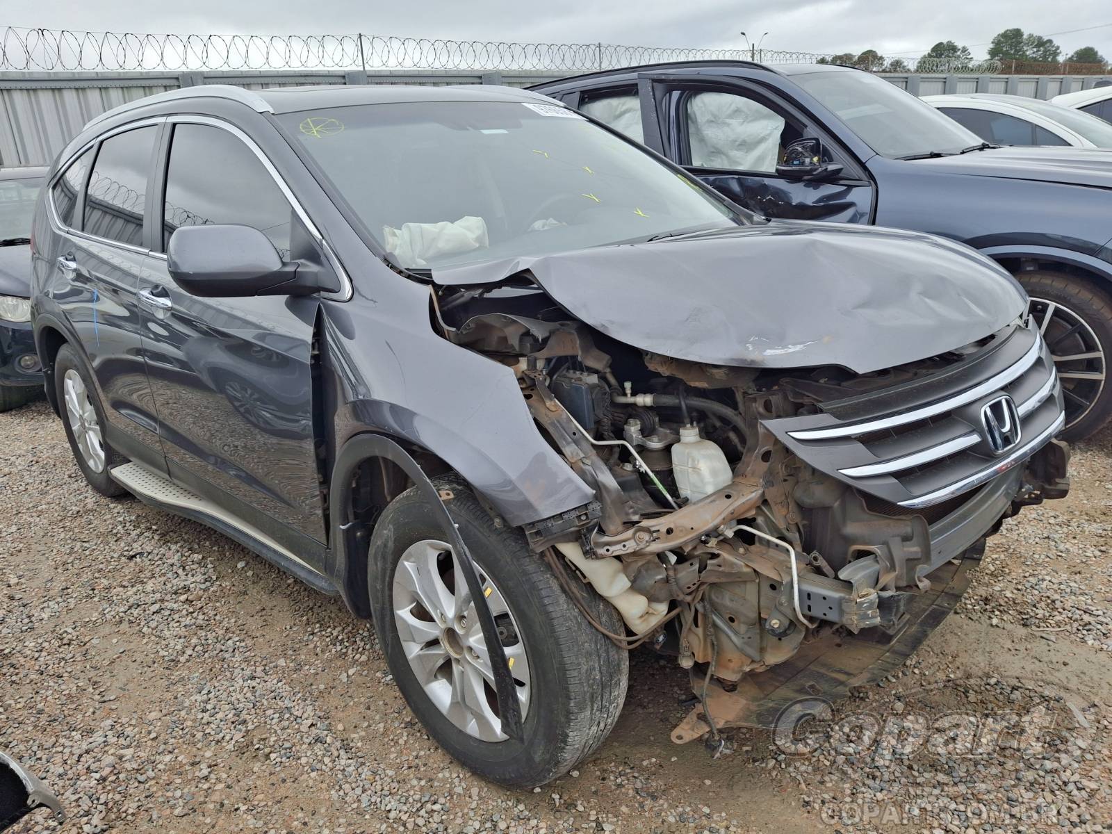 Veículo Honda CR-V Honda CR-V EXL 2.0 16V i-VTEC 2013 Médio Dano Frontal 2013 em leilão