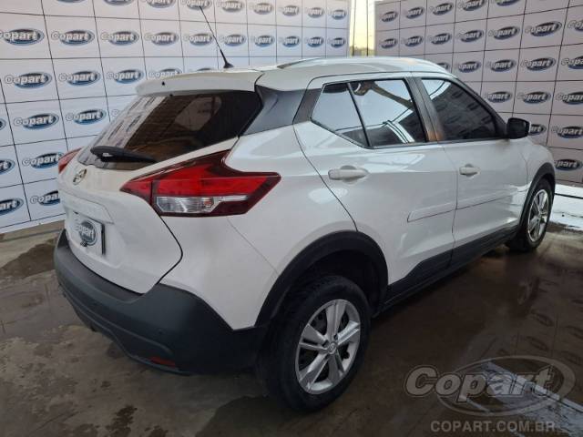 2020 NISSAN KICKS 