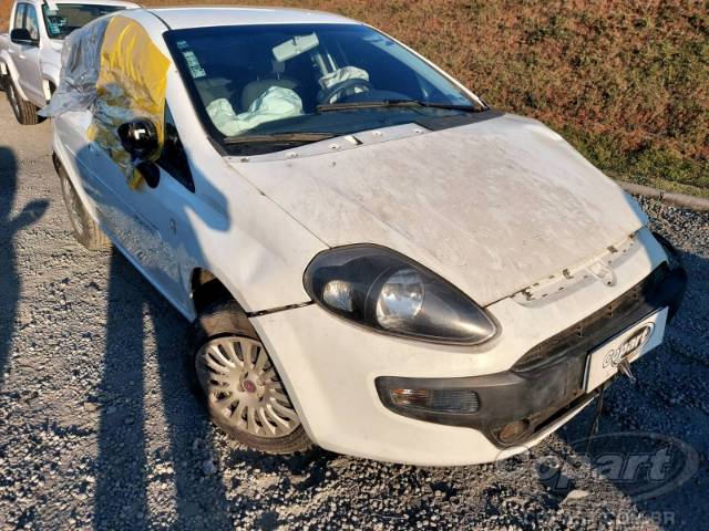 2013 FIAT PUNTO 