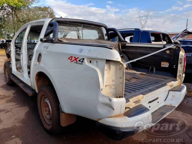 2022 MITSUBISHI L200 TRITON 