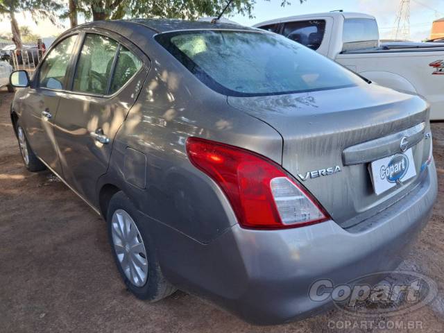 2013 NISSAN VERSA 