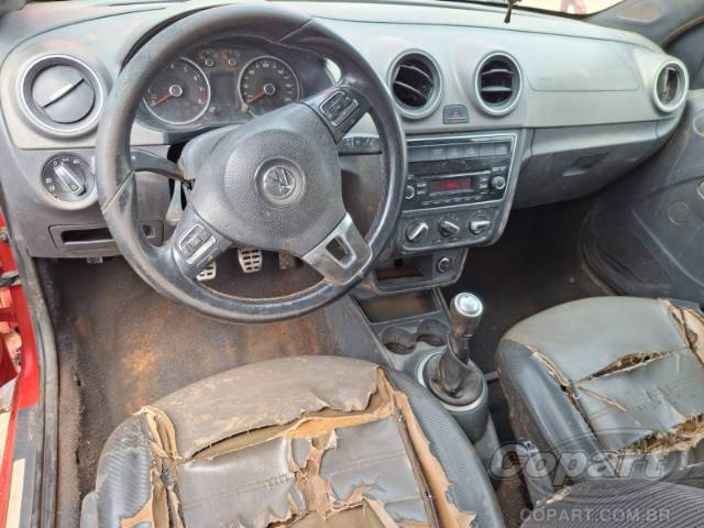 2015 VOLKSWAGEN SAVEIRO CE 