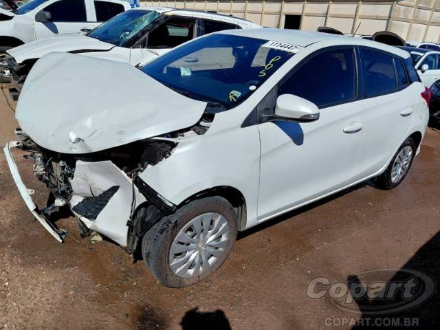2021 TOYOTA YARIS 