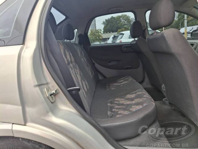 2005 CHEVROLET CORSA SEDAN 