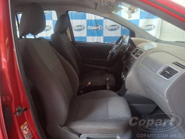 2015 VOLKSWAGEN FOX 