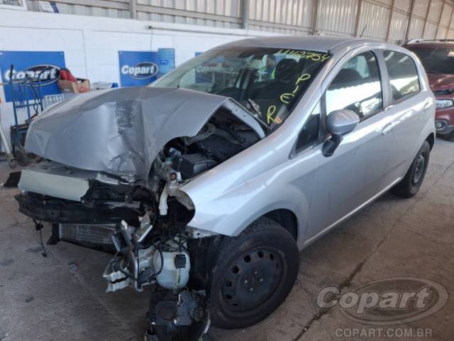 2011 FIAT PUNTO 
