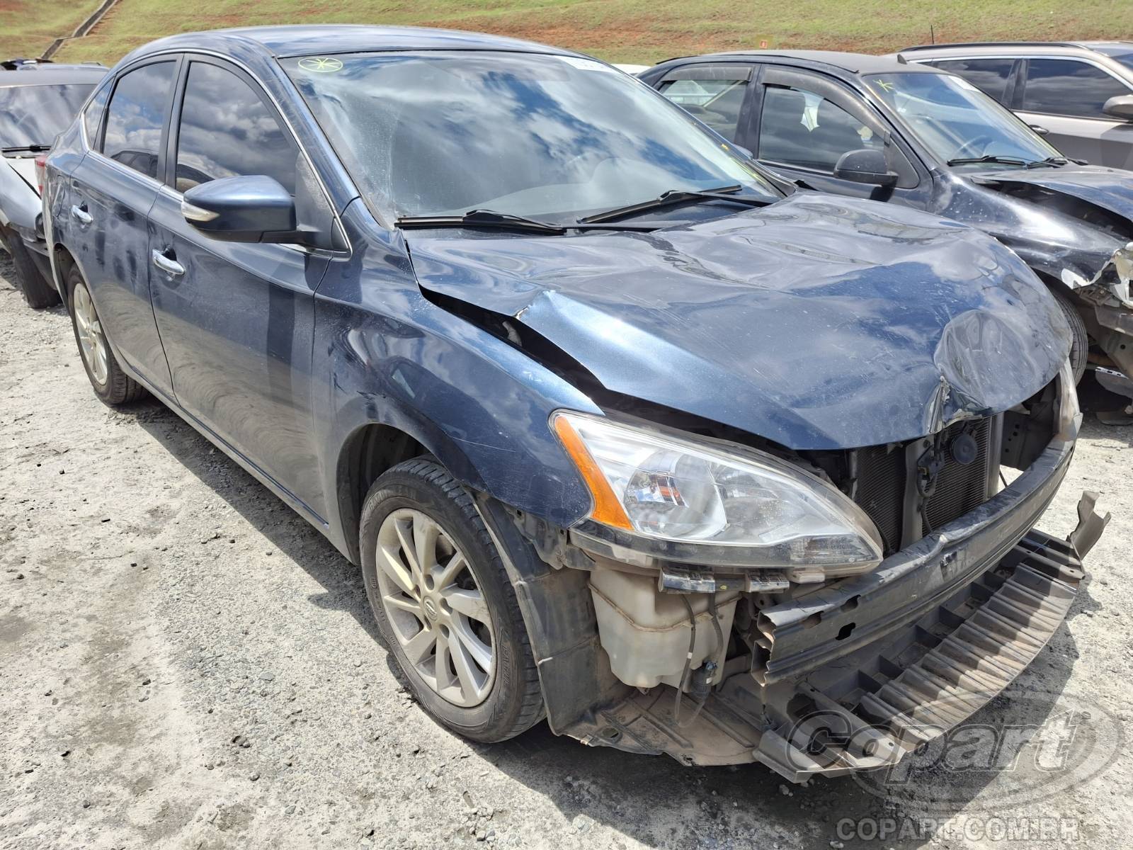 Veículo Nissan Sentra Nissan Sentra SV CVT 2.0 16V FlexStart 2014 2014 em leilão