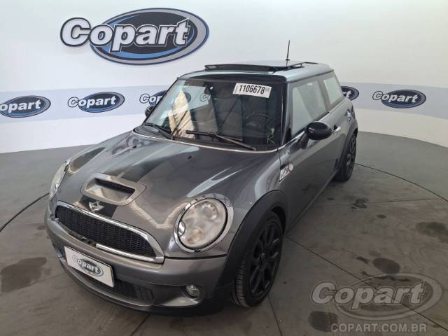 2010 MINI COOPER 