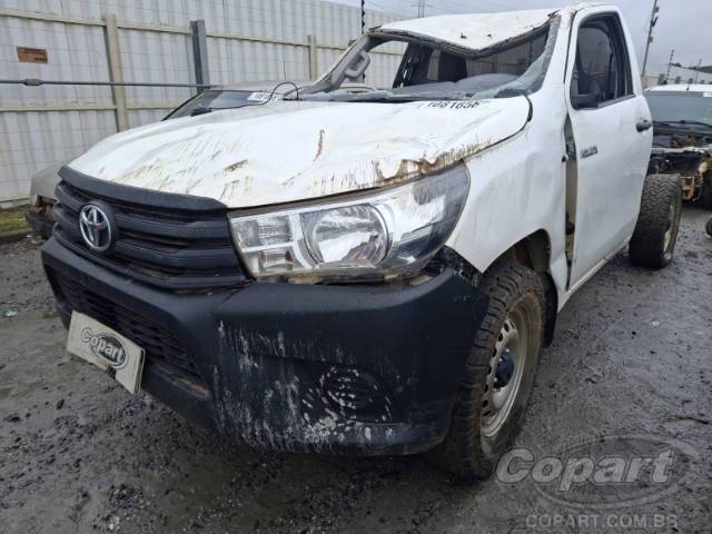 2024 TOYOTA HILUX CS 