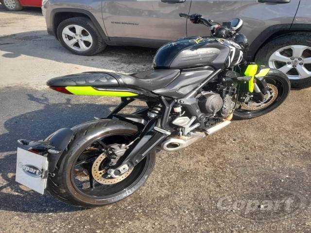 2024 TRIUMPH TRIDENT 